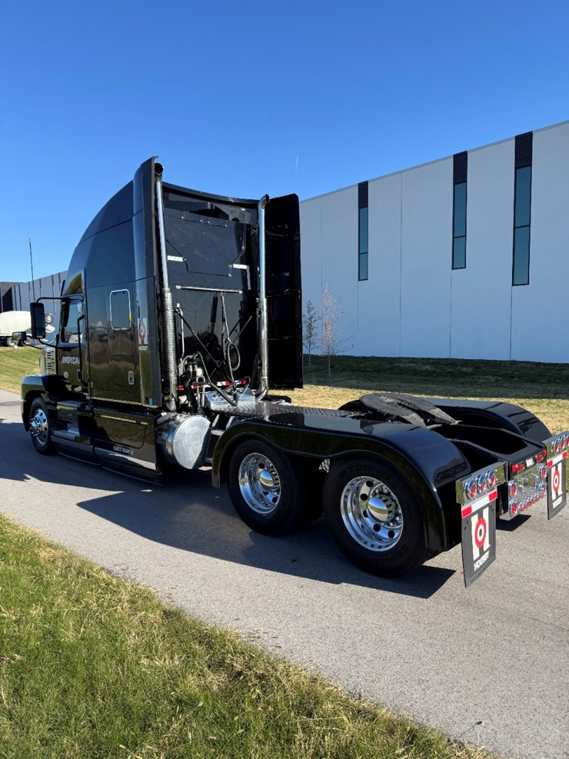 2022 Mack Anthem 64T Sleeper - image 4